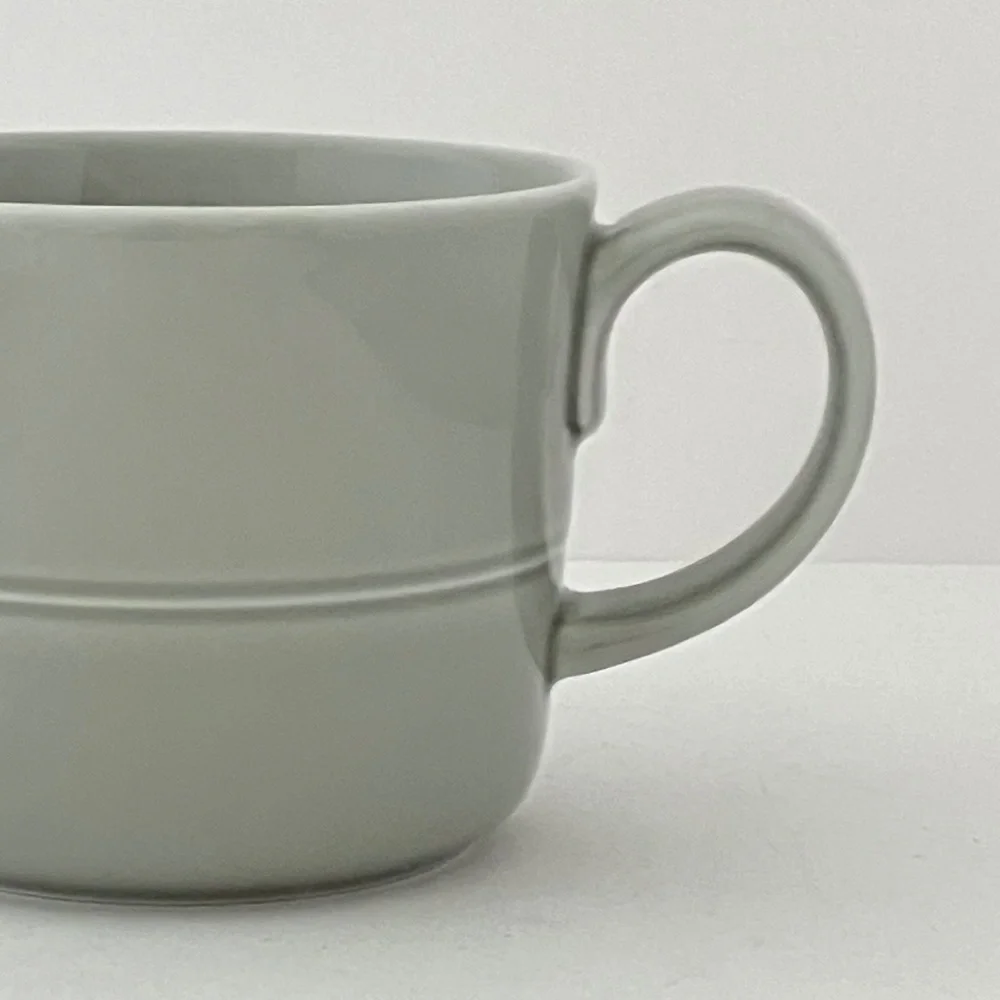 Crate & Barrel Aaron Probyn Hue 12 oz. Light Grey Mug / Discontinued